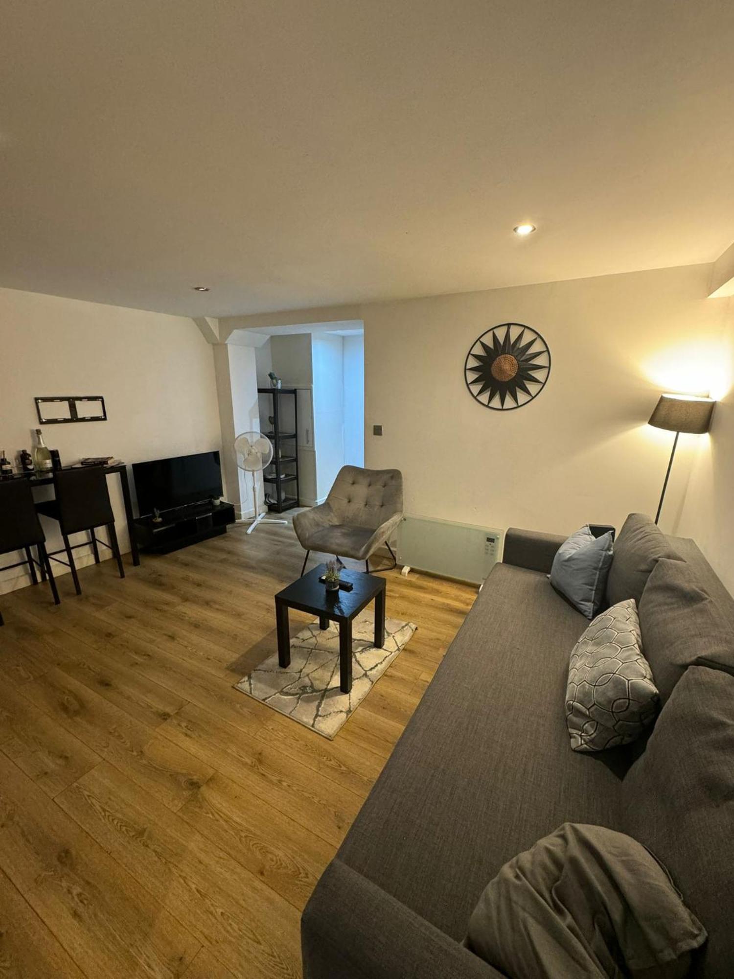 Cozy Two Bedroom Apartment Sleeps 6 Near Camden Market Hw10 London Luaran gambar