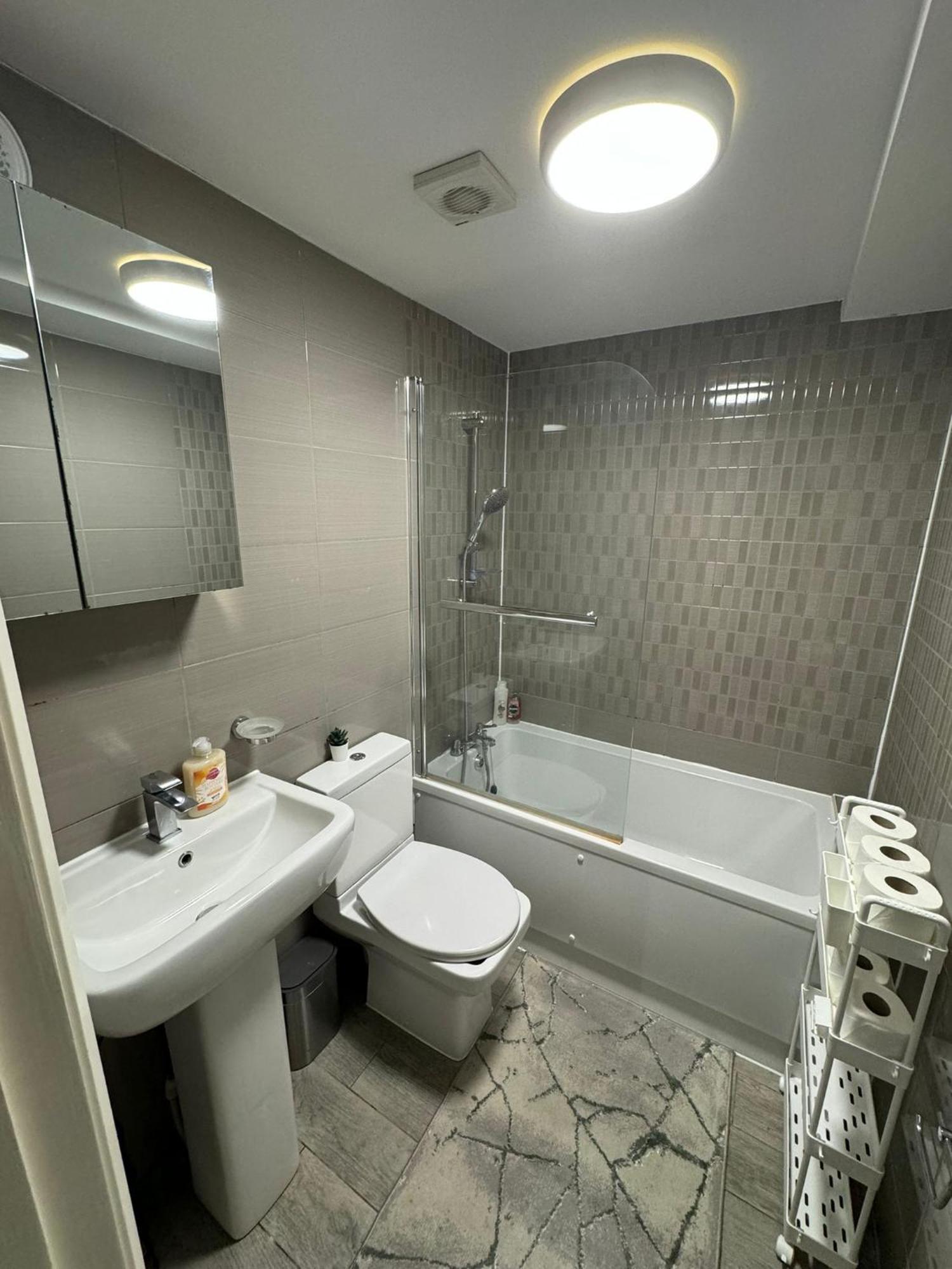 Cozy Two Bedroom Apartment Sleeps 6 Near Camden Market Hw10 London Luaran gambar